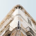 Cum se realizează reabilitarea unei clădiri istorice din punct de vedere tehnic